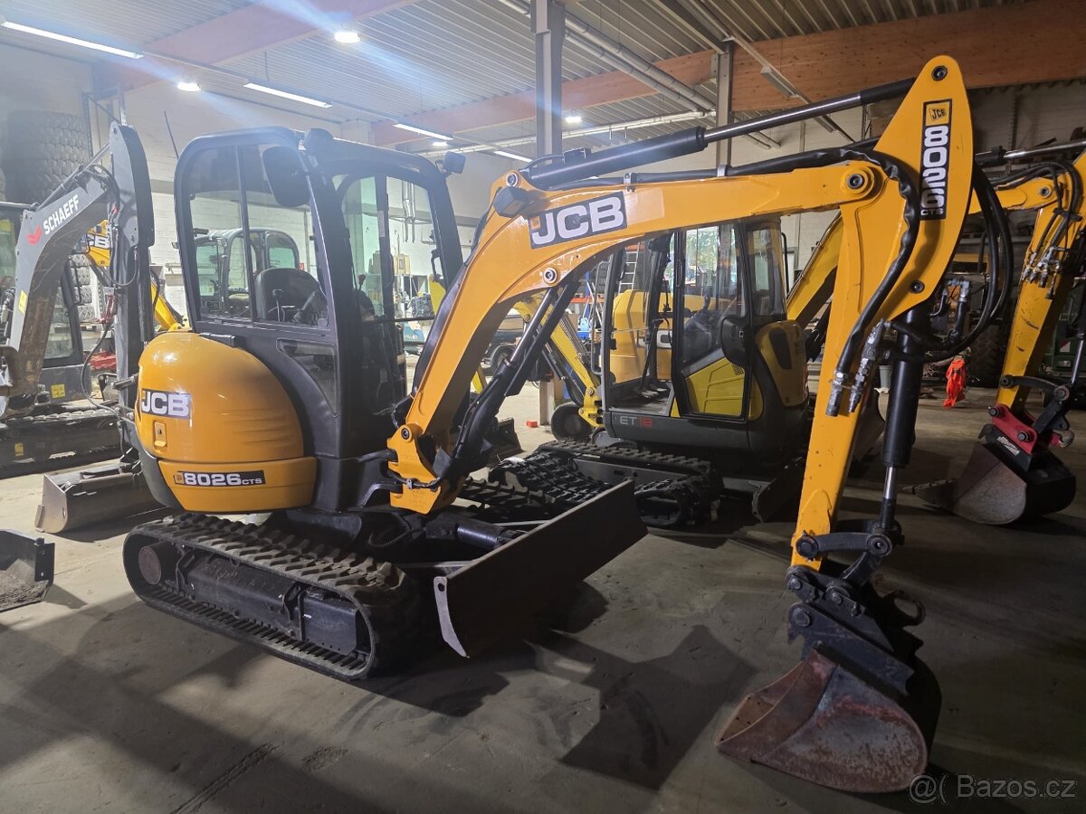 Mini rýpadlo JCB 8026 CTS