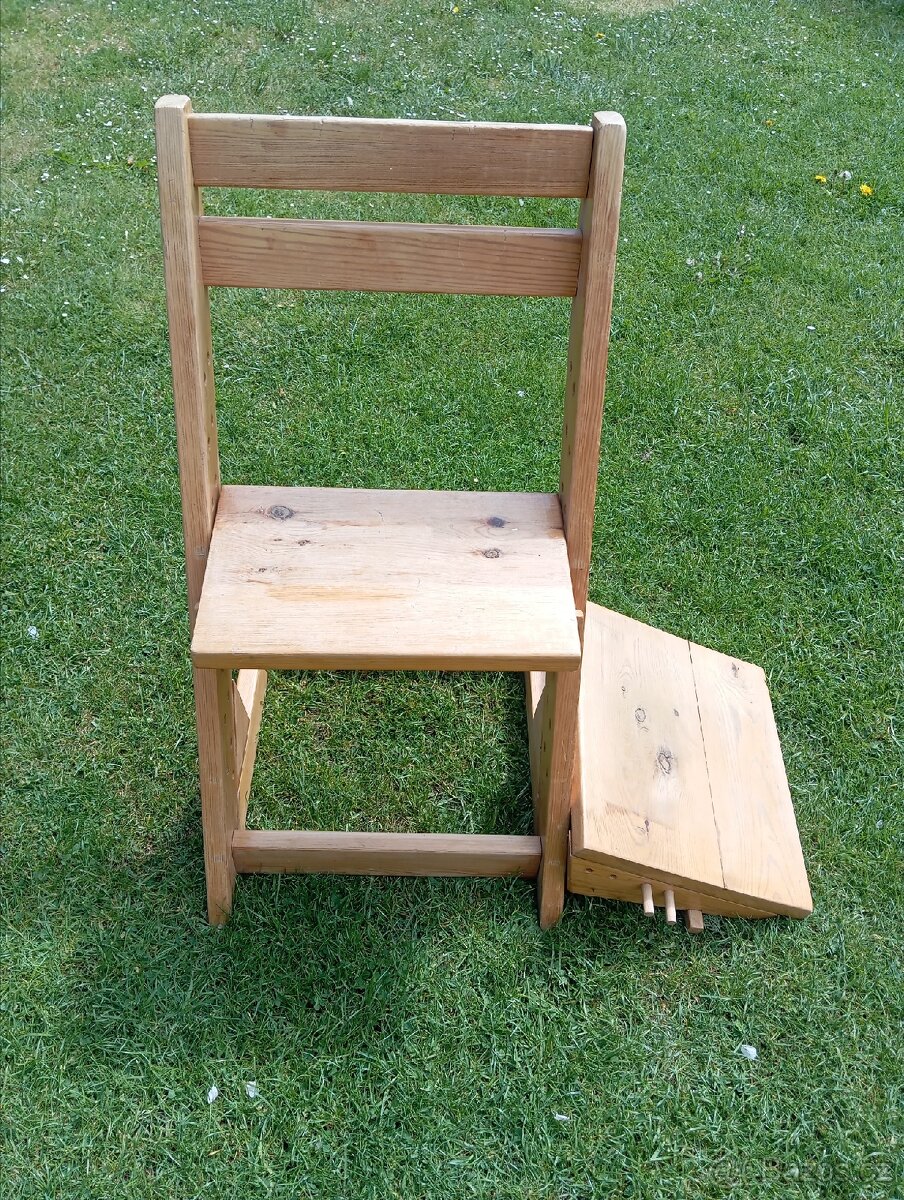 Rostoucí židle