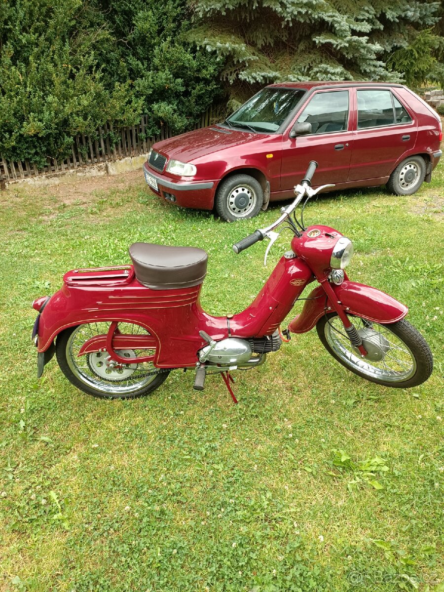JAWA 555