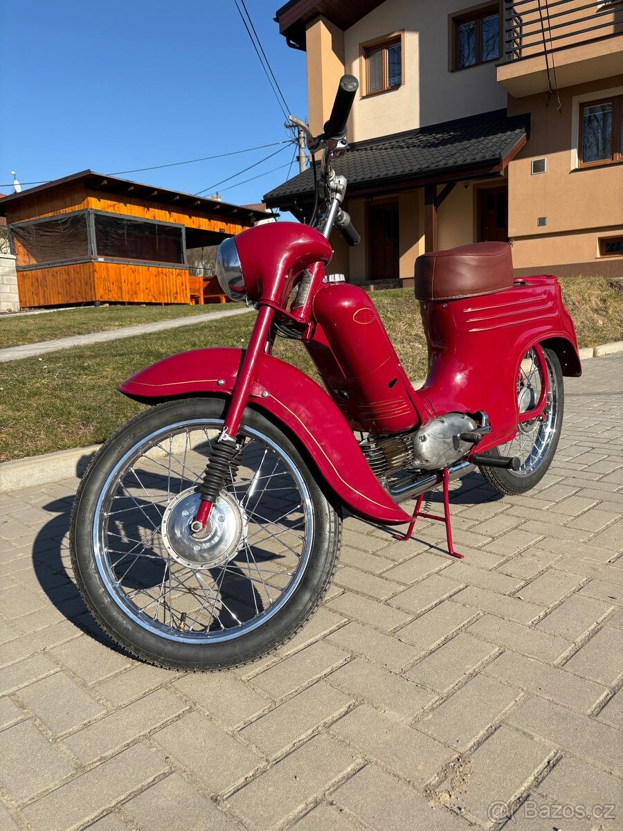 JAWA 555