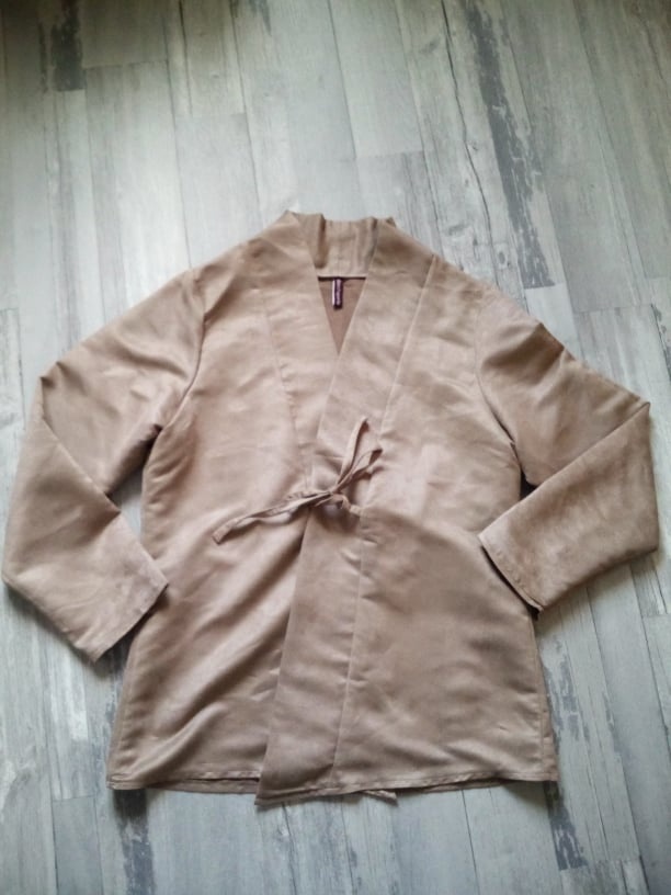 Semišový přehoz 38/40
