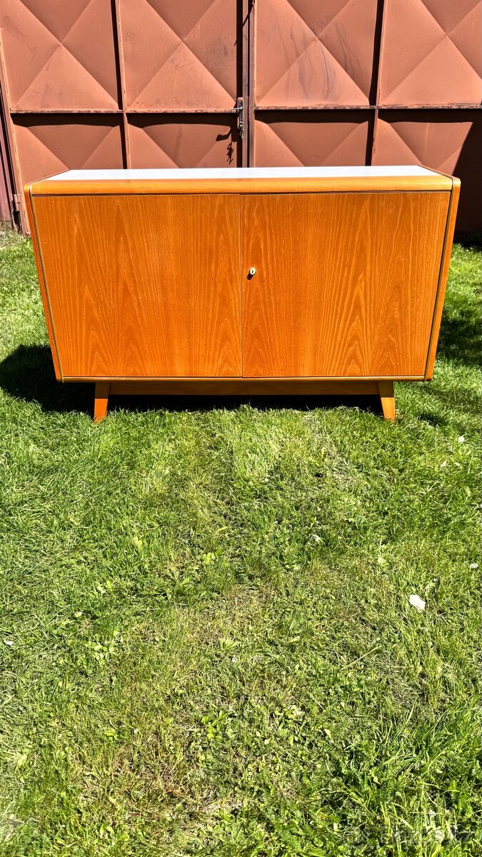 Retro komoda Landsman Super stav