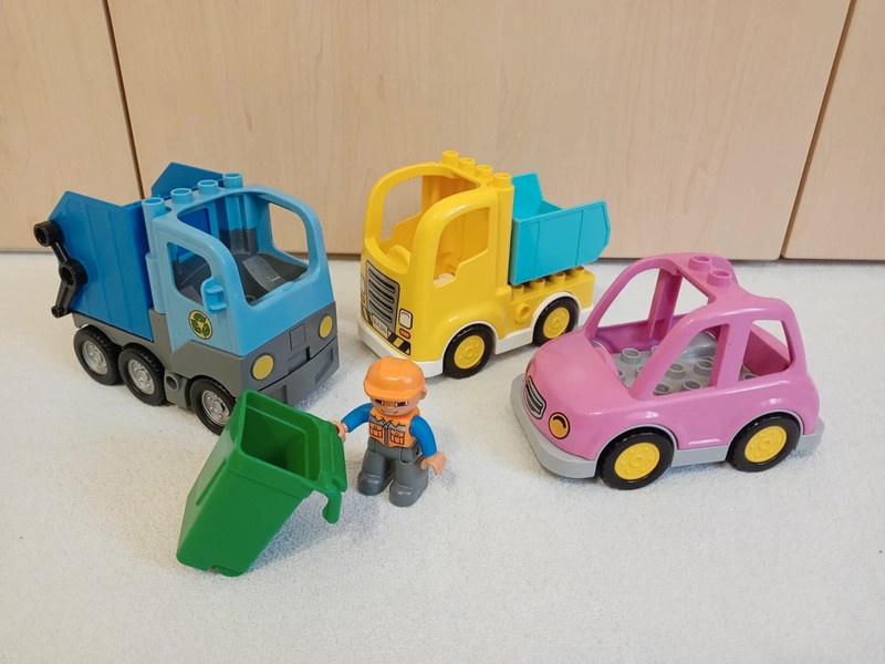 lego duplo auta
