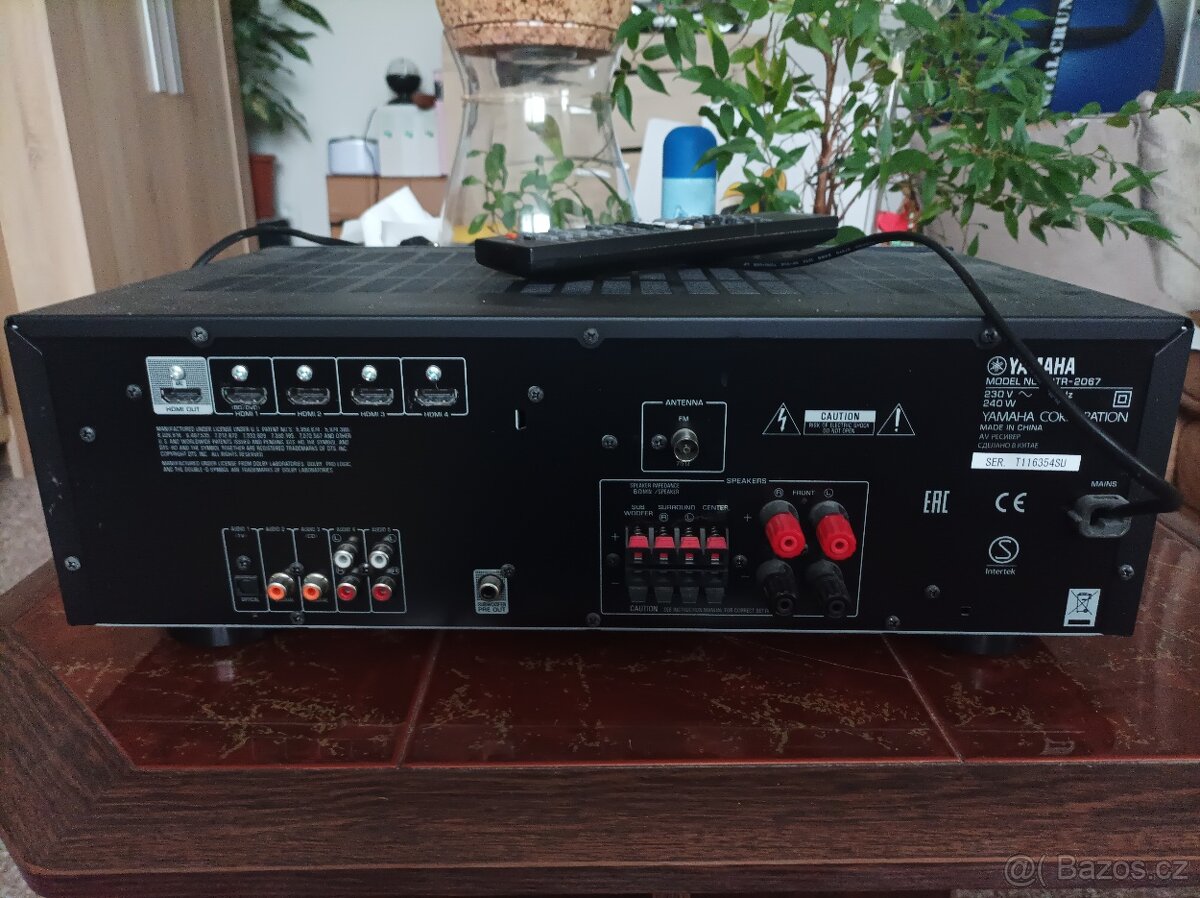 Prodám AV přijímač YAMAHA