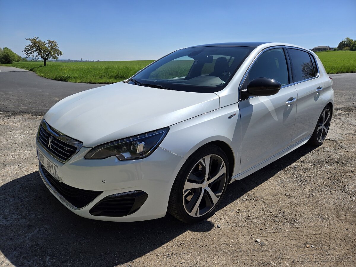 Peugeot 308 GT 2015 | 133kW | AUTOM. | CZ | SERVISKA