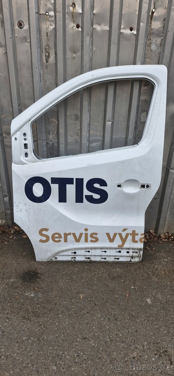Leve predni dvere renault trafic opel vivaro