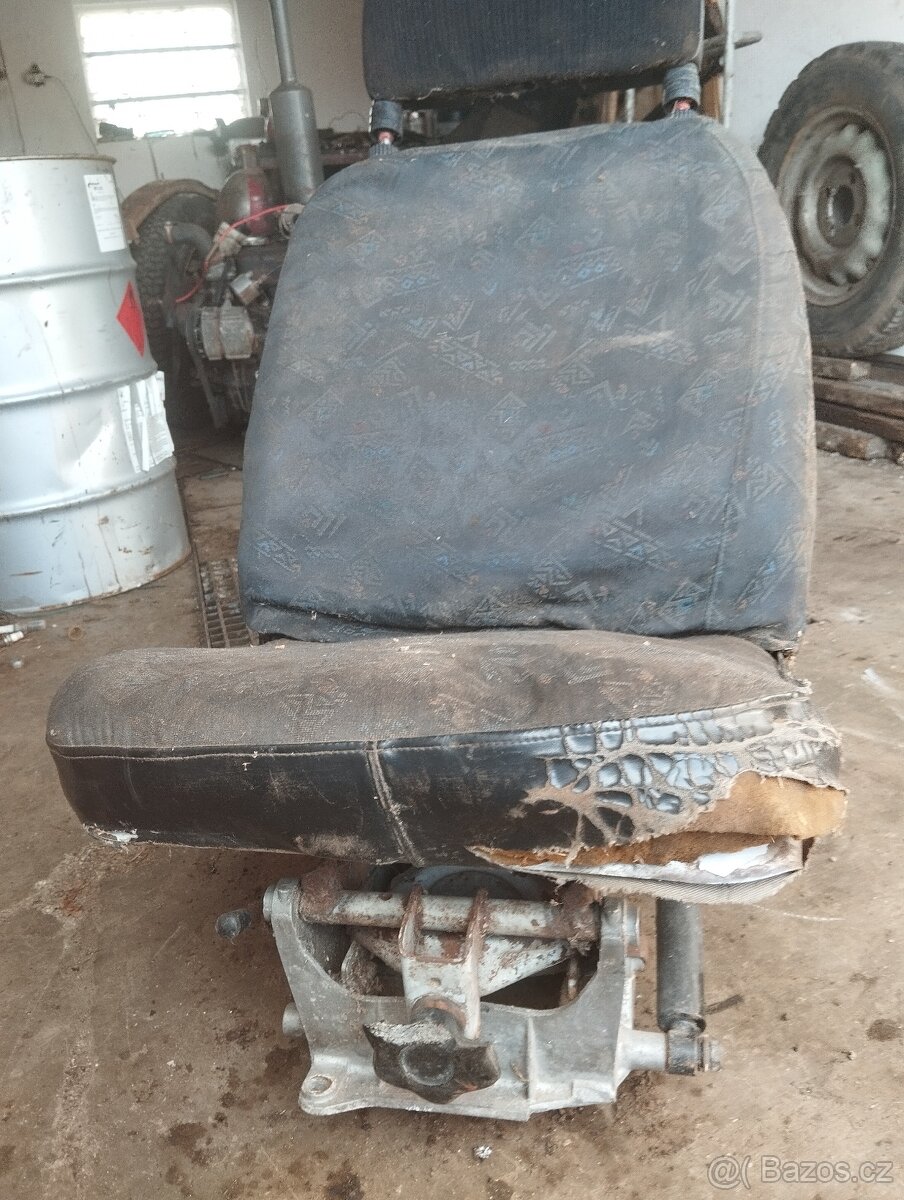 Prodám sedačky