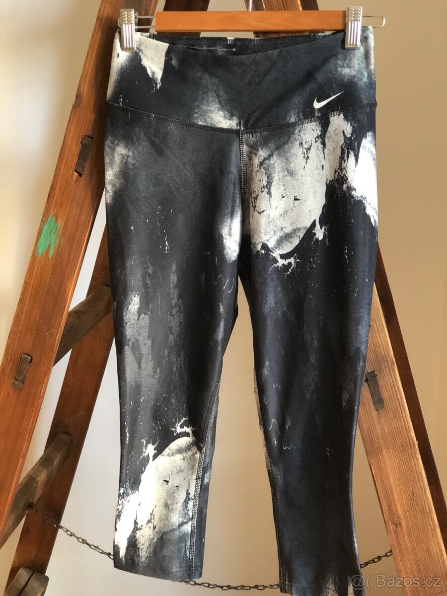 NIKE Leginy XS