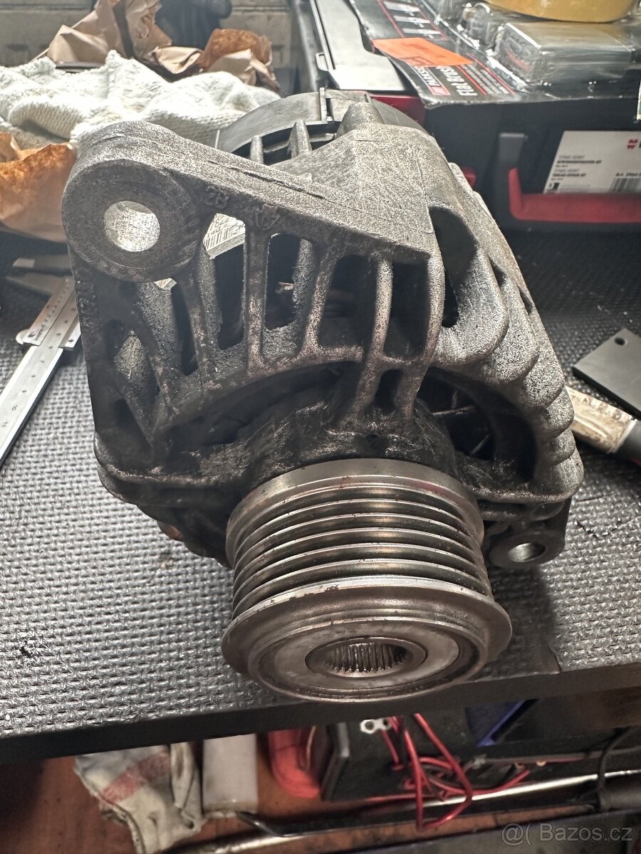 alfa romeo 156 1.9jtd 110kw alternátor