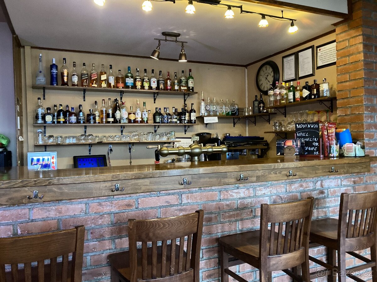 SERVÍRKA / BARMANKA