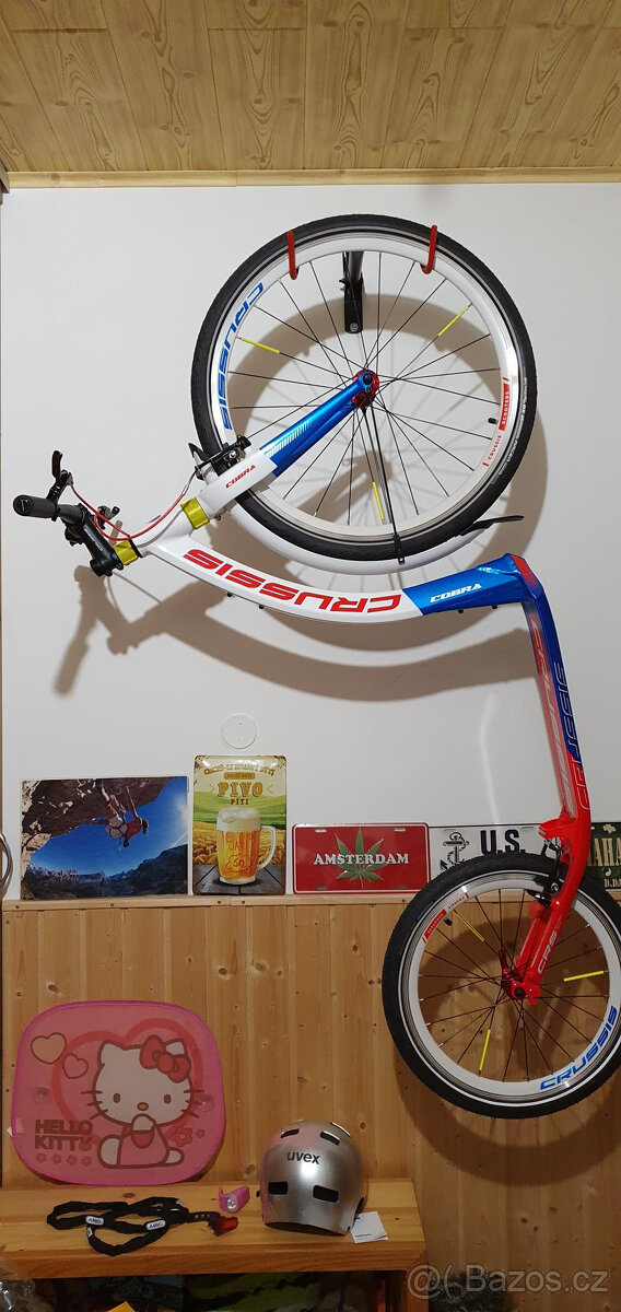 Nová koloběžka Crussis Cobra Sport  světla,přilba UV, zámek