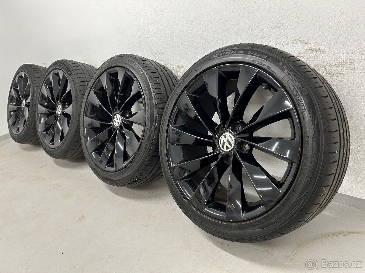 VW R18 letní alu kola Passat CC / Scirocco