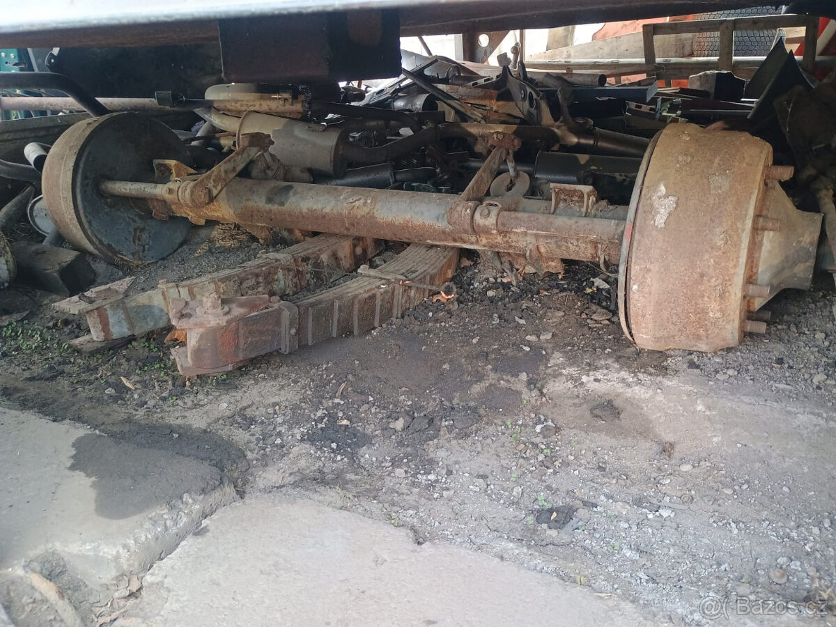 Náprava na přívěs za traktor