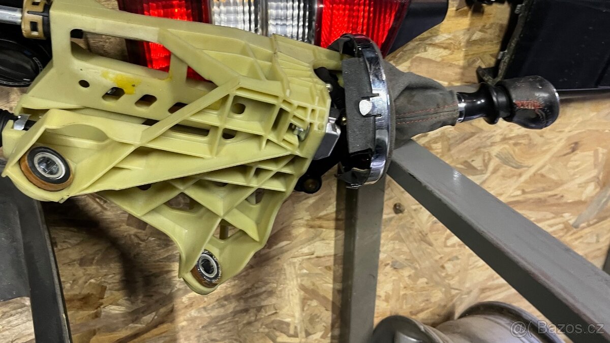 Řazení kompletní mechanižmus T5 - VW Transporter Multivan
