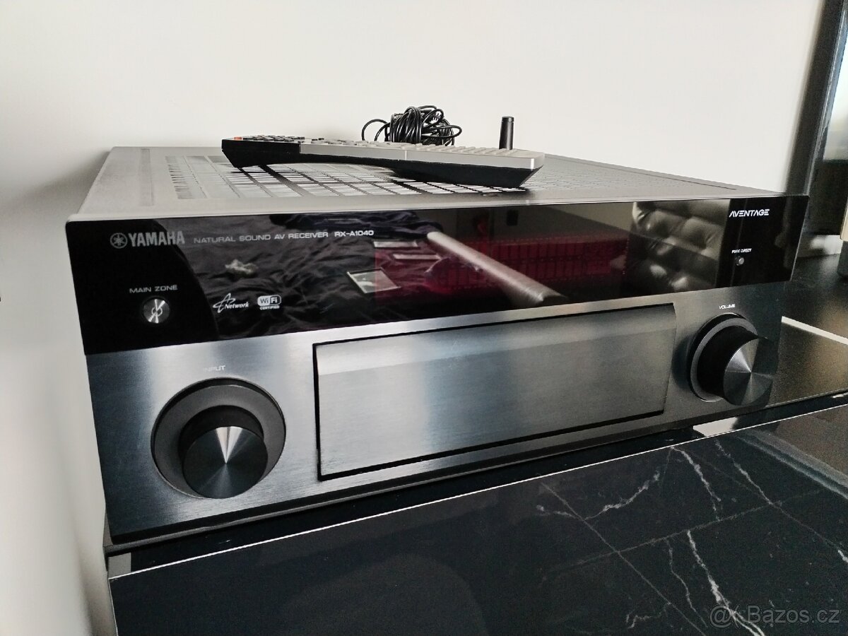Receiver YAMAHA RX-A1040