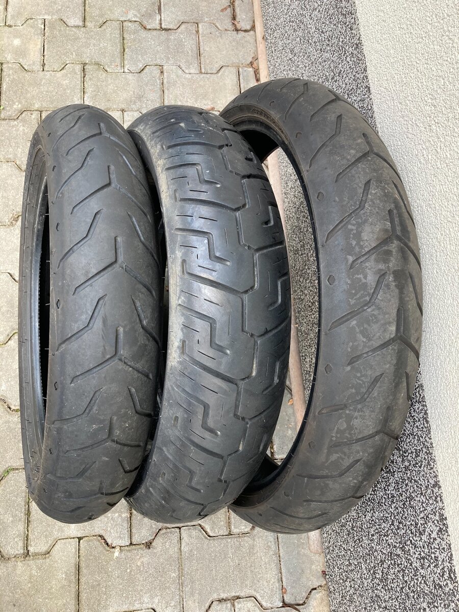 Motopneu Harley Davidson