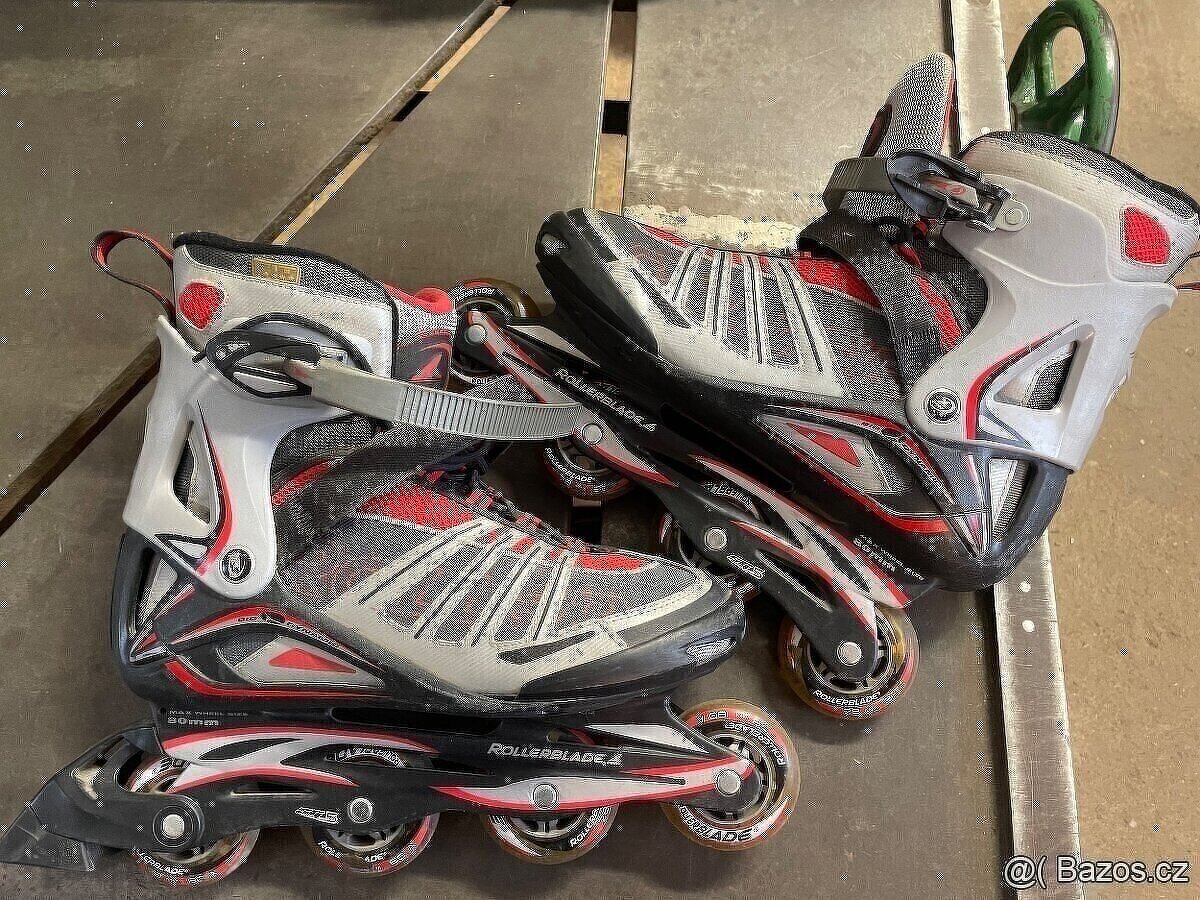 Kolečkové brusle Rollerblade