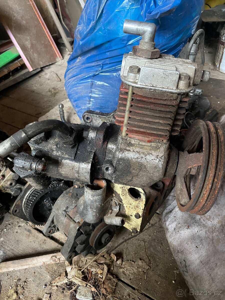 Avia A31T kompresor+servo čerpadlo