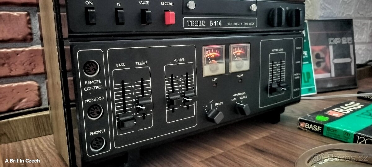 Tesla B116 + 4x Tapes