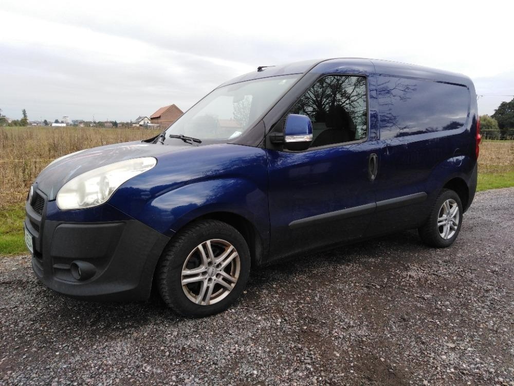 FIAT DOBLO 1,6 JTDi NAFTA 77 KW RV 2010  S TAŽNÝM