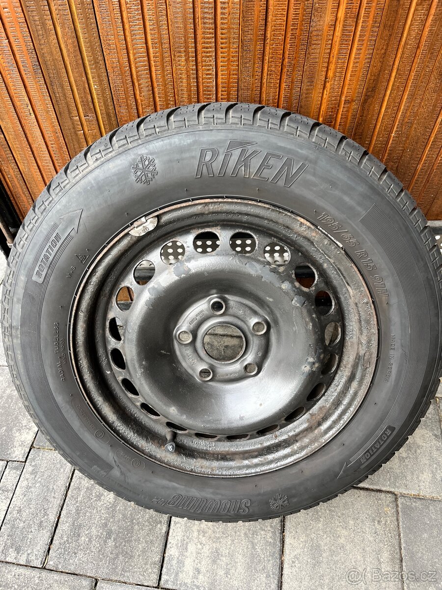 Zimní kola 195/65 r15. 5x112