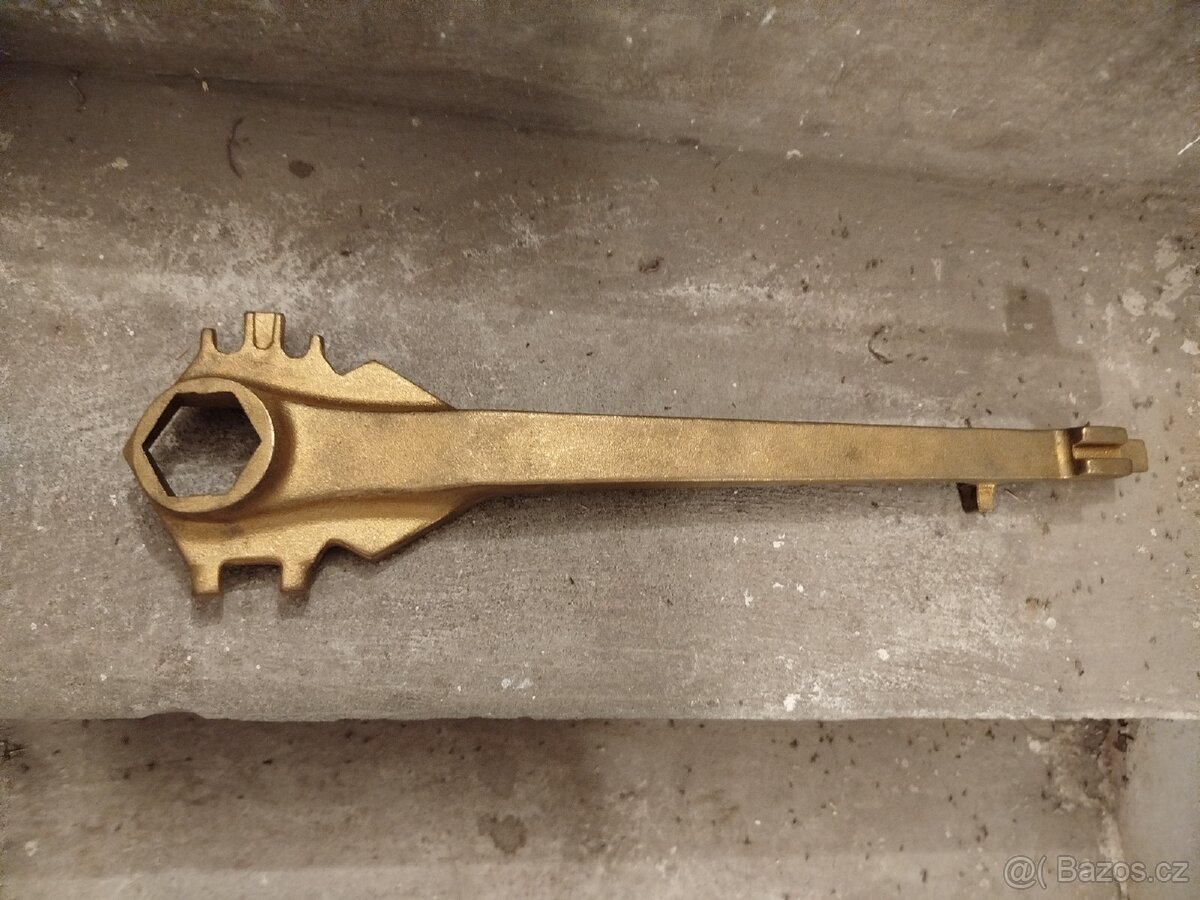 Různé věci ceny dohodou