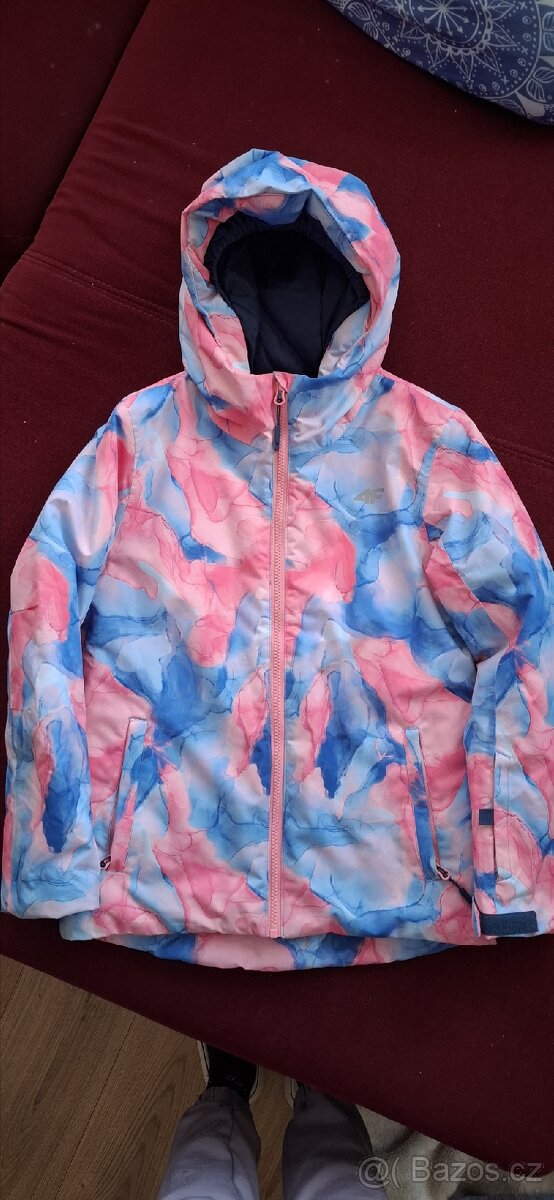 Dívčí zimní bunda