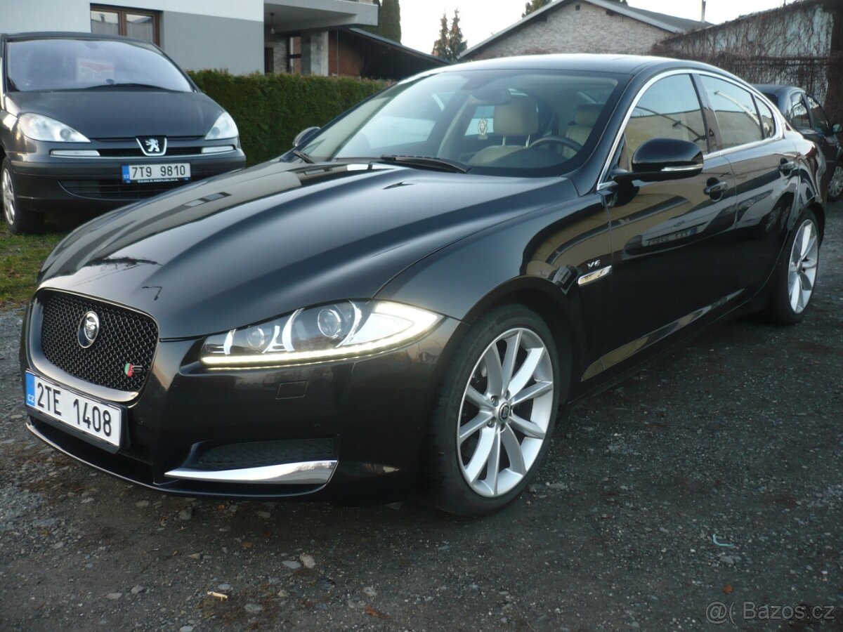 Jaguar XF,3.0 d,177kw,218 tis.km,