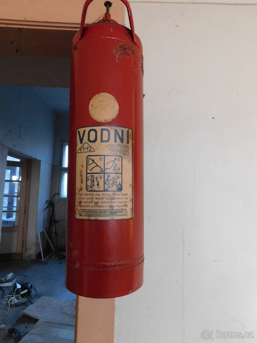 Retro hasicí přístroj