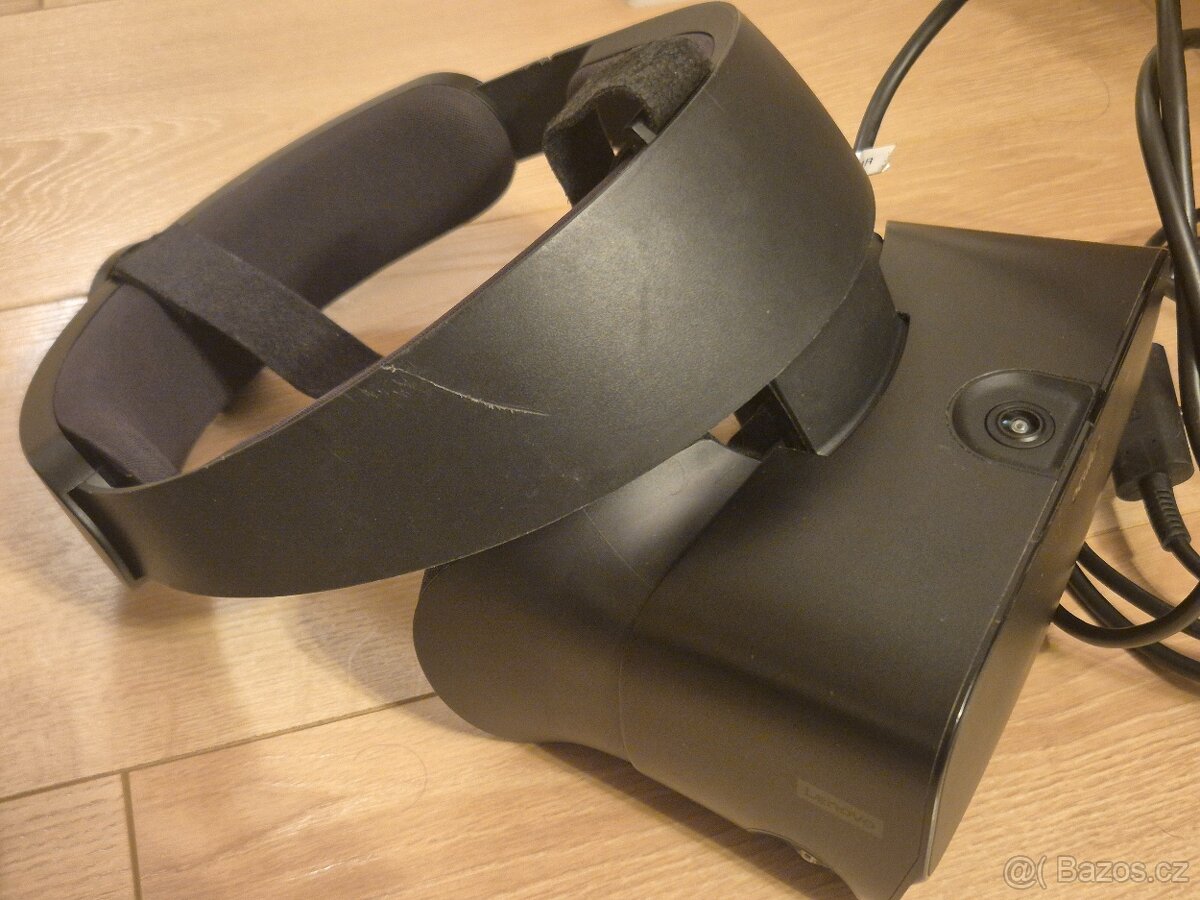 Oculus Rift S na díly