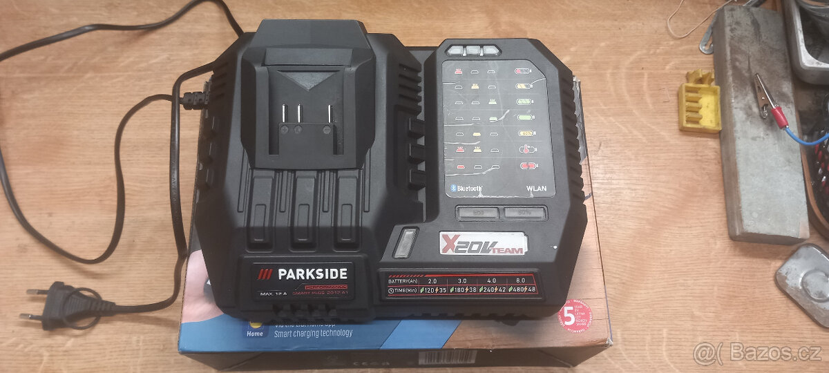 PARKSIDE PERFORMANCE® Smart nabíječka 20 V / 12 A PLGS 2012