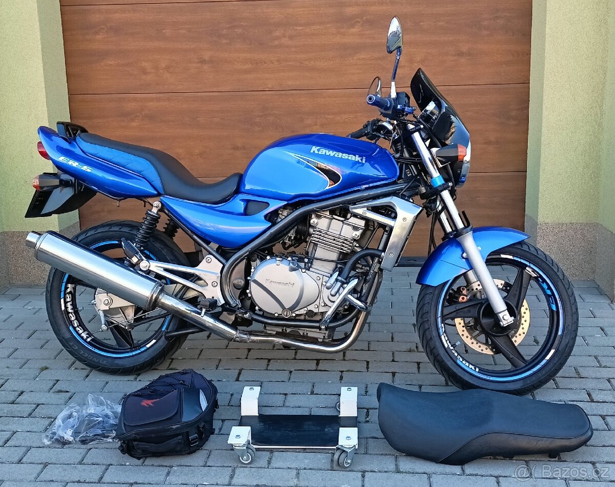 Kawasaki ER 5 - snížené sedlo + originál a příslušenství