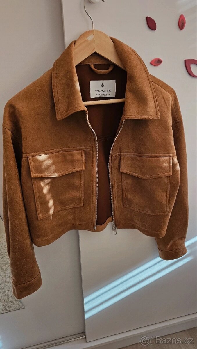 Jarní bundička Stradivarius XS