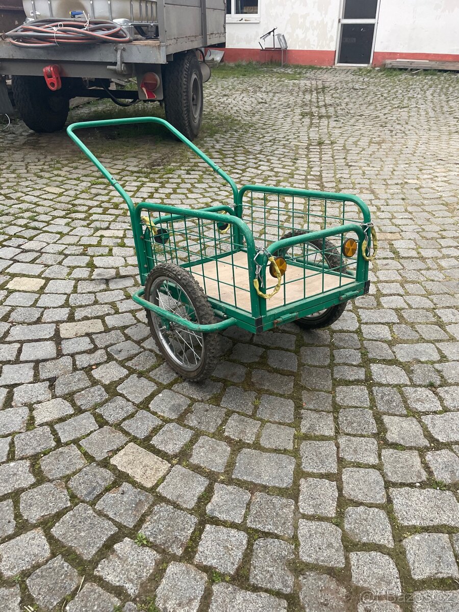 Vozik