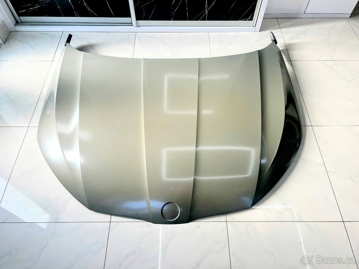 NOVÁ PŘEDNÍ KAPOTA ŠKODA OCTAVIA 4 / ZASÍLÁME