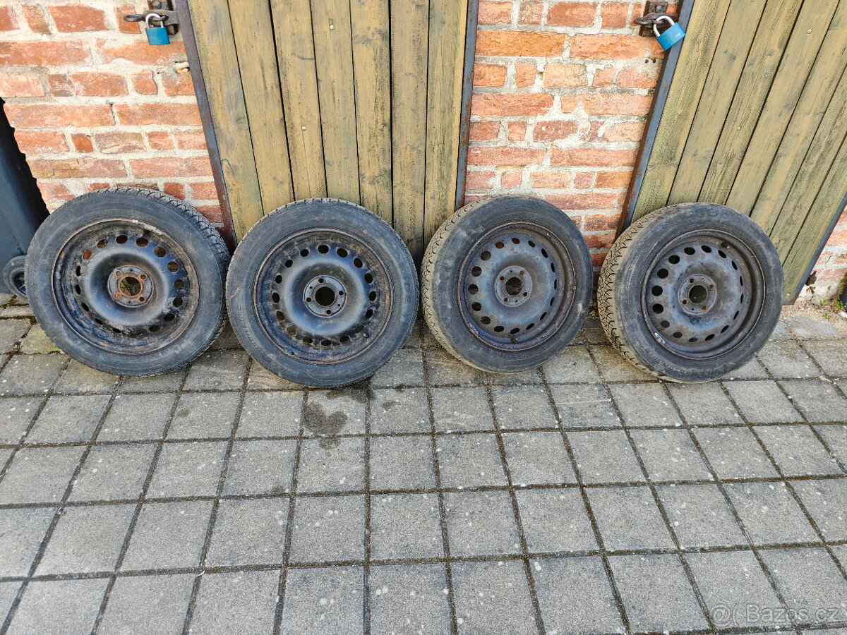 Sada kol Renault 165/65 R15