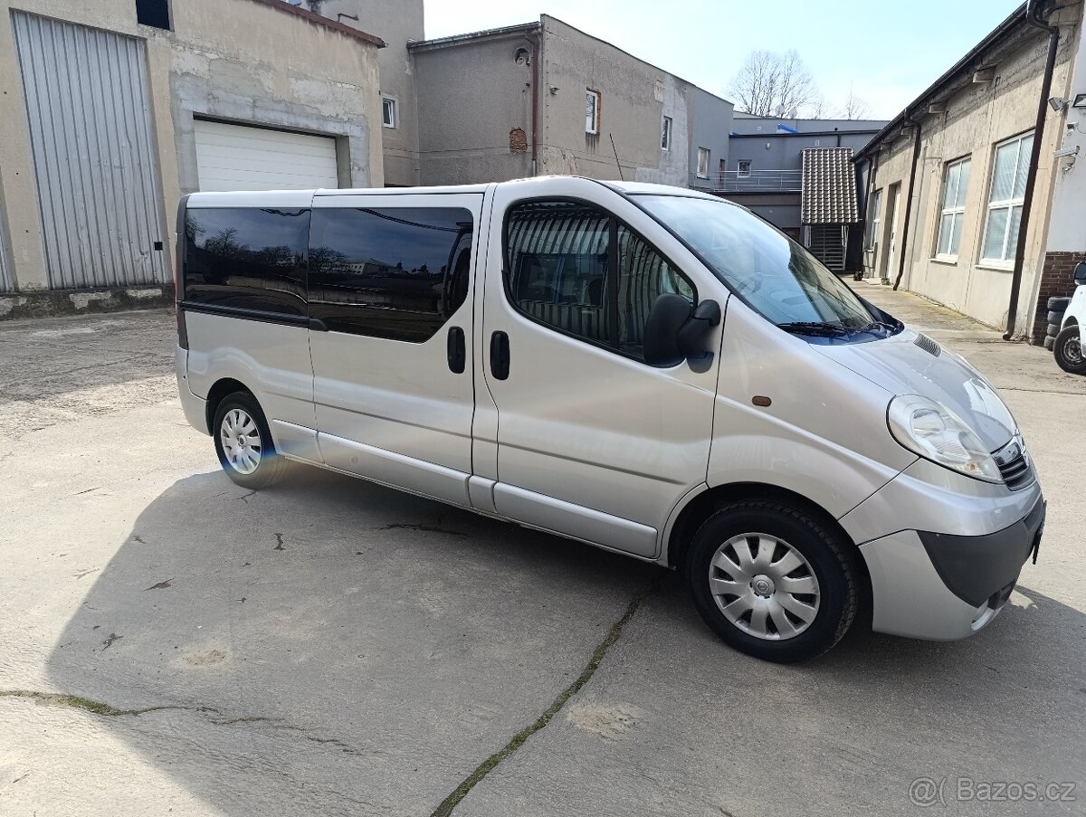 Opel Vivaro Trafic 2.0 DCi long 84kw 5míst tažné