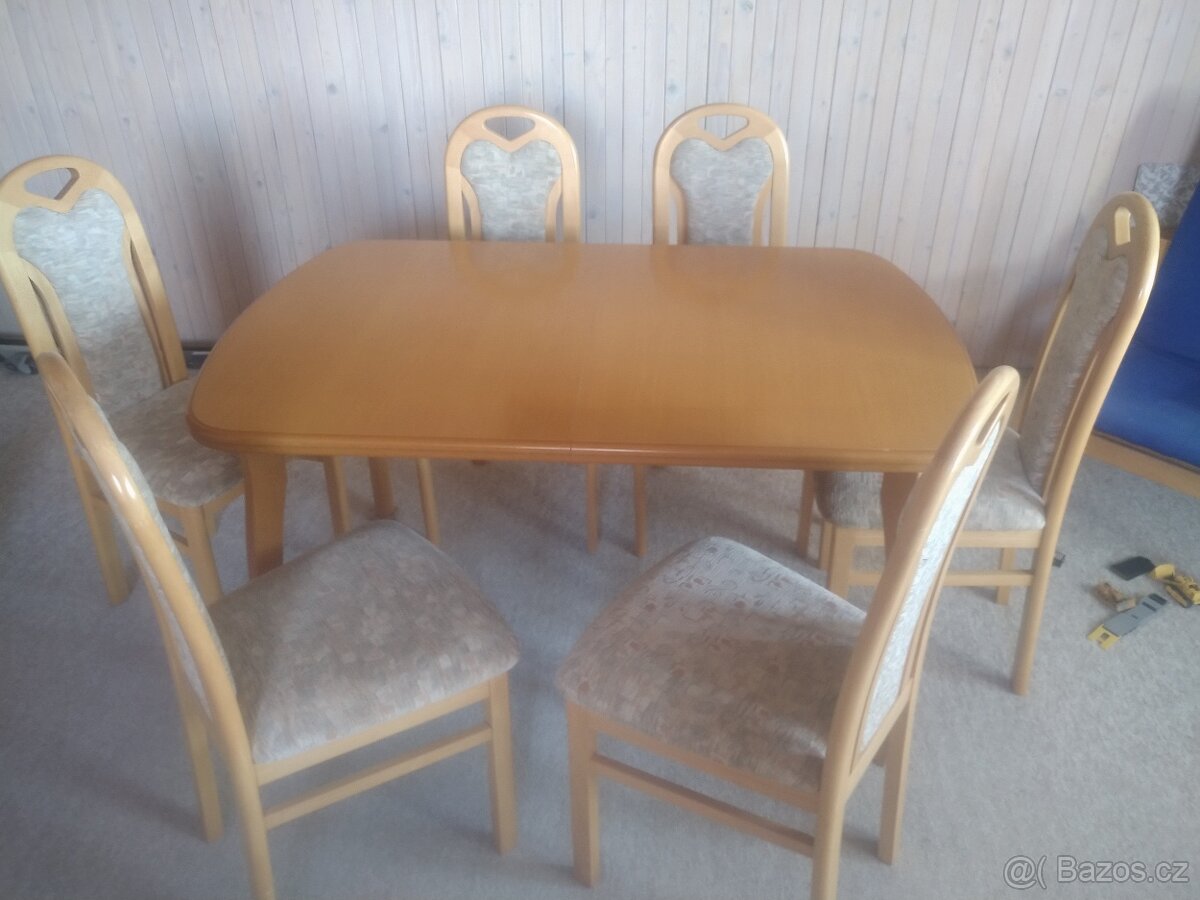 Sestava stůl a židle