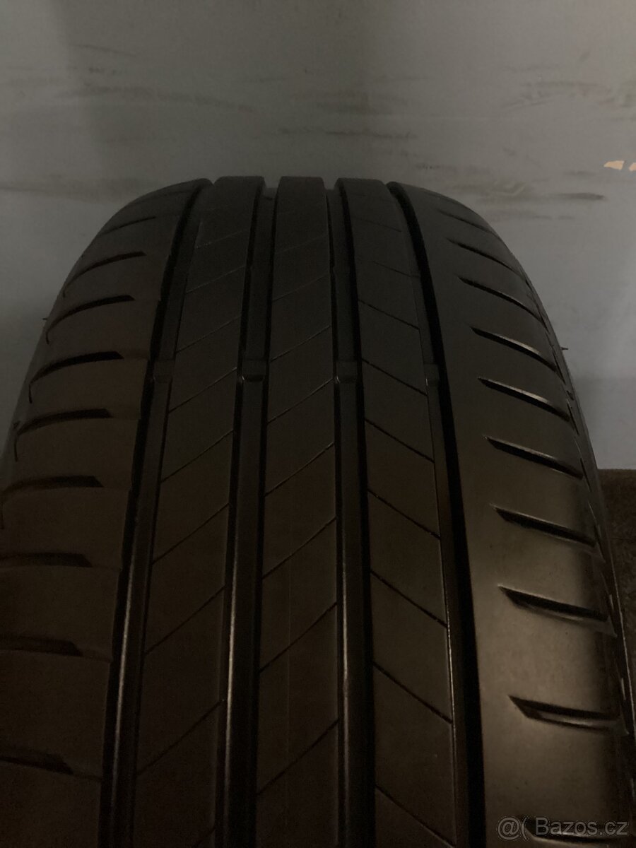 Letní sada pneumatik 235/50/19 103T Bridgestone