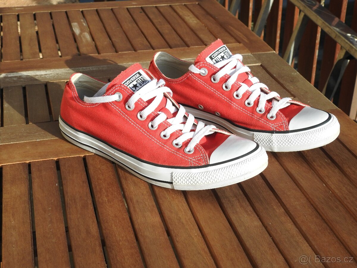 Converse vel. 42,5 červené