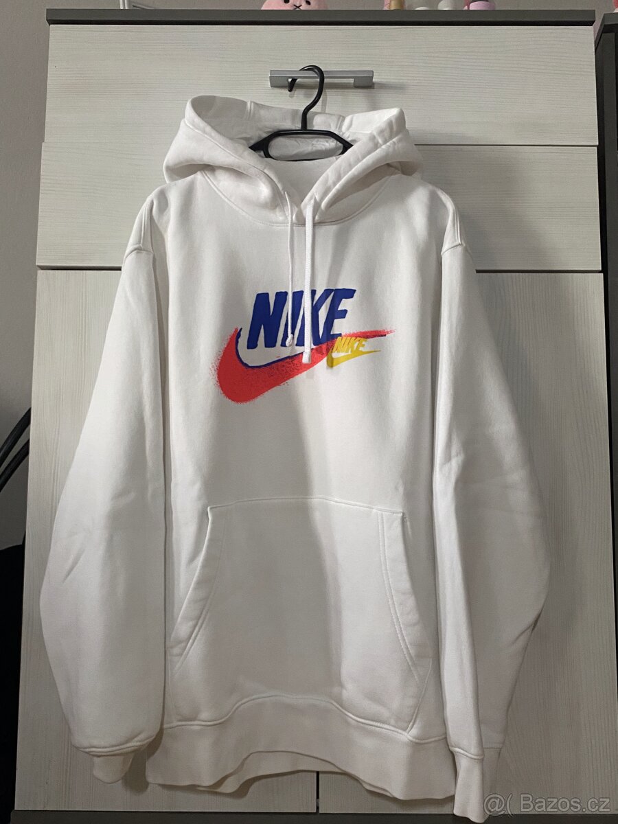 Bílá Nike mikina