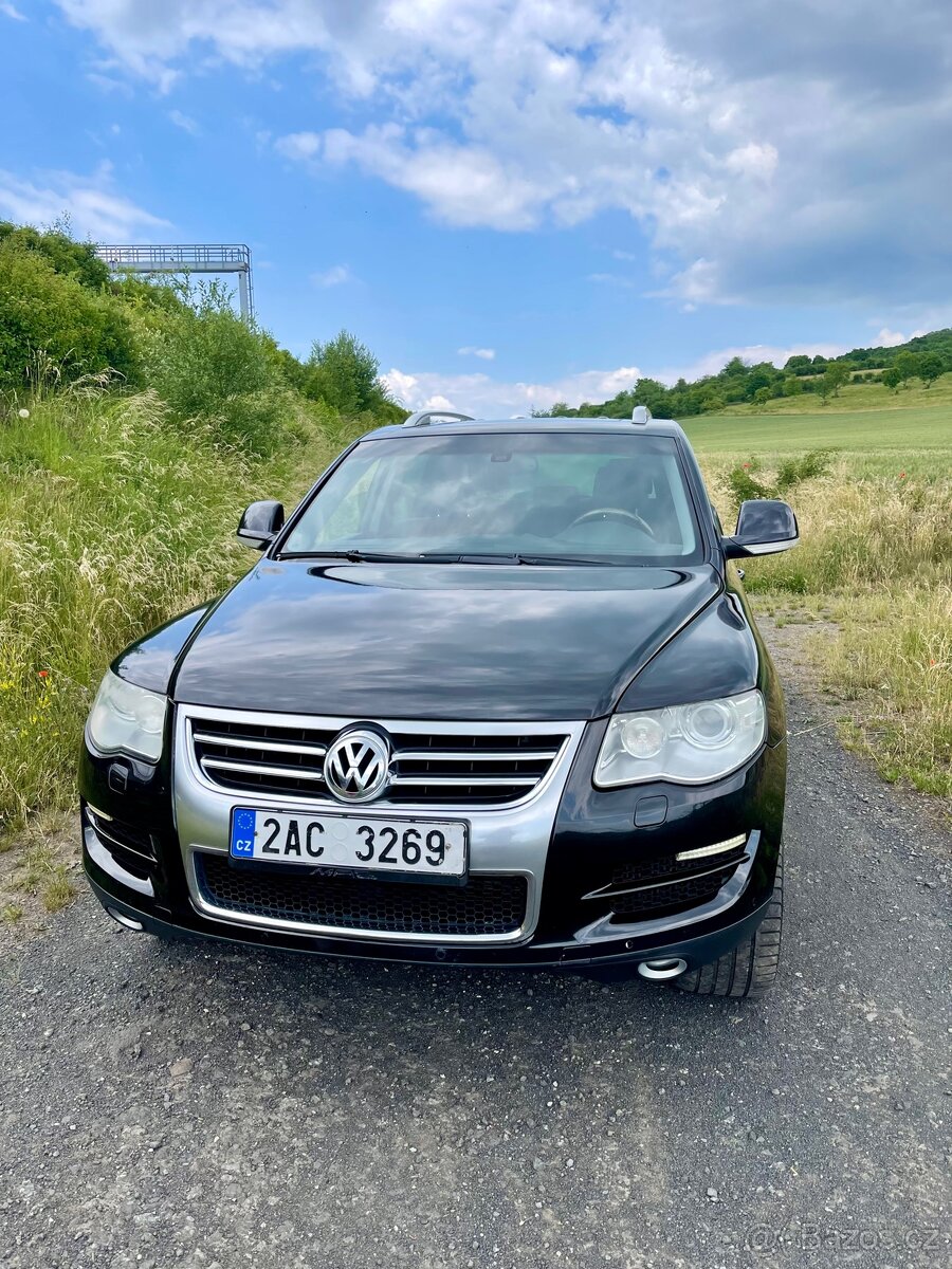 VW Touareg 3.0 TDI Výbava INDIVIDUAL