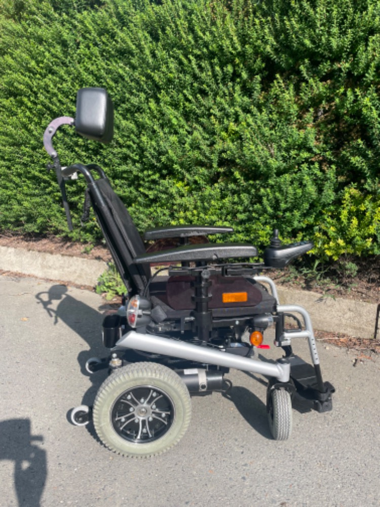 Elektrický invalidní vozík Puma