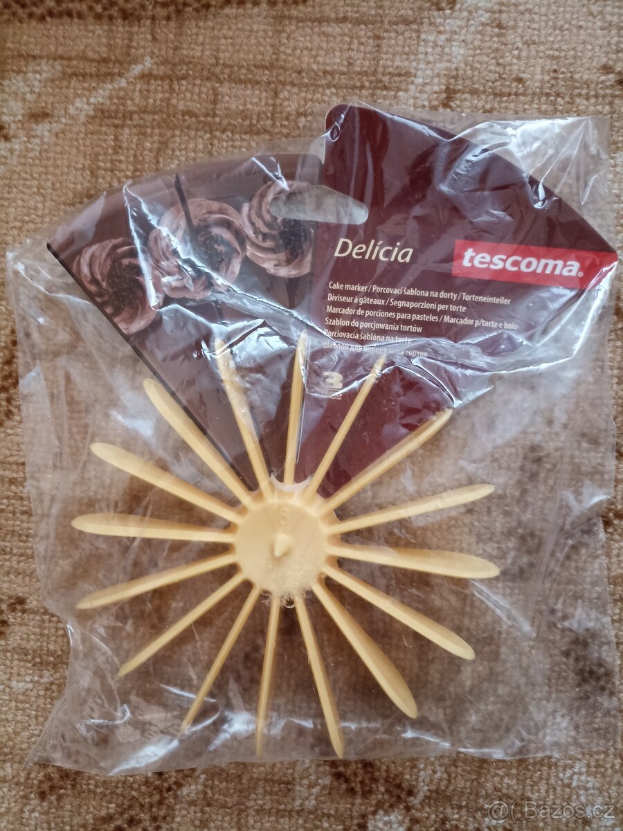 Porcovací šablona na dorty Tescoma