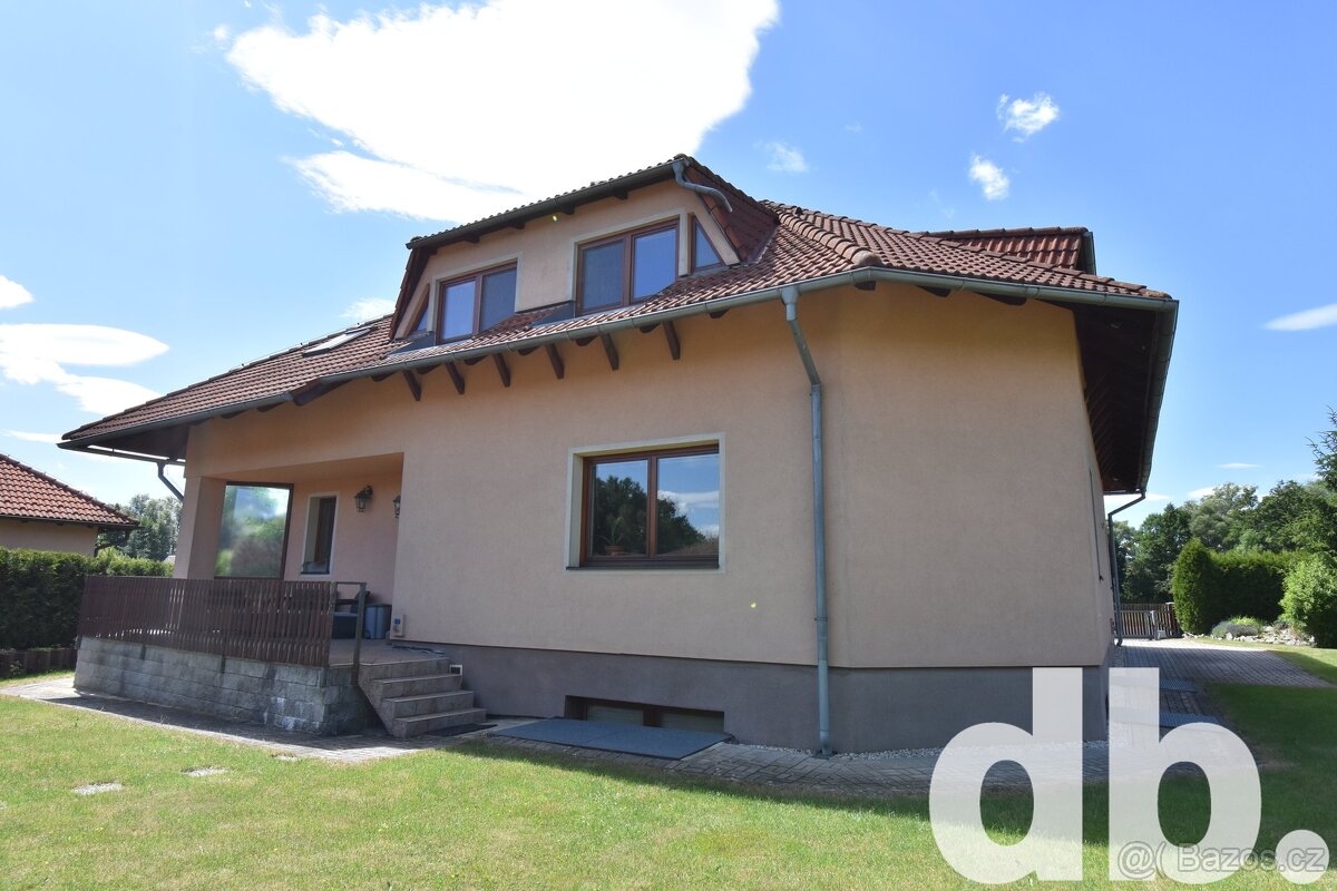 Prodej rodinné domy, 366 m2 - Sadov - Lesov, ev.č. 01657