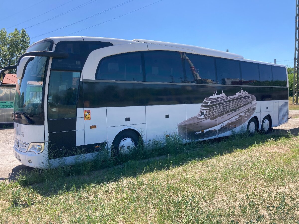 Mercedes Benz Travego 57 míst nové pneu + stk bez investic