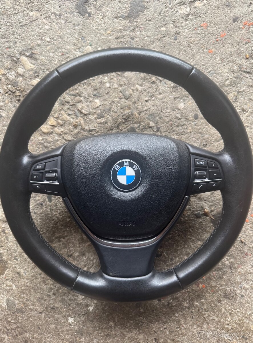 BMW F10/F11 vyhřívaný volant