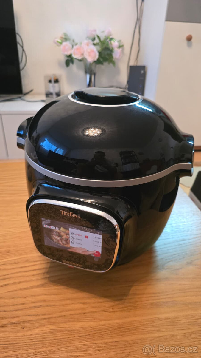 Multifunkční elektrický tlakový hrnec Tefal Cook4Me+ Touch