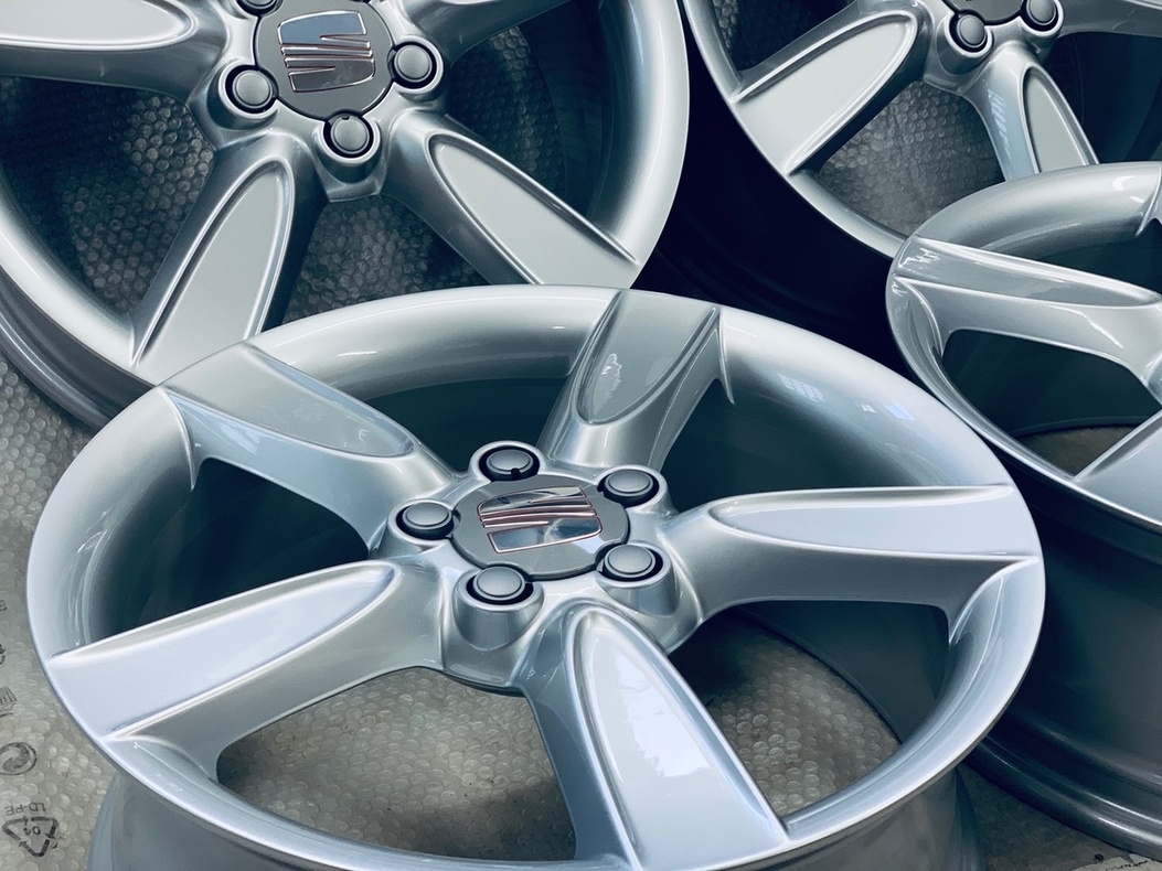 TOP kola Seat Altea Toledo R18