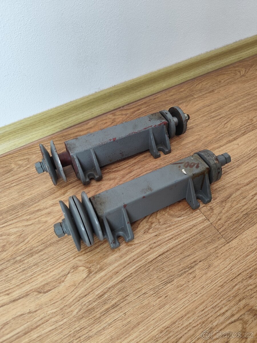 2ks hřídele - délka 31cm